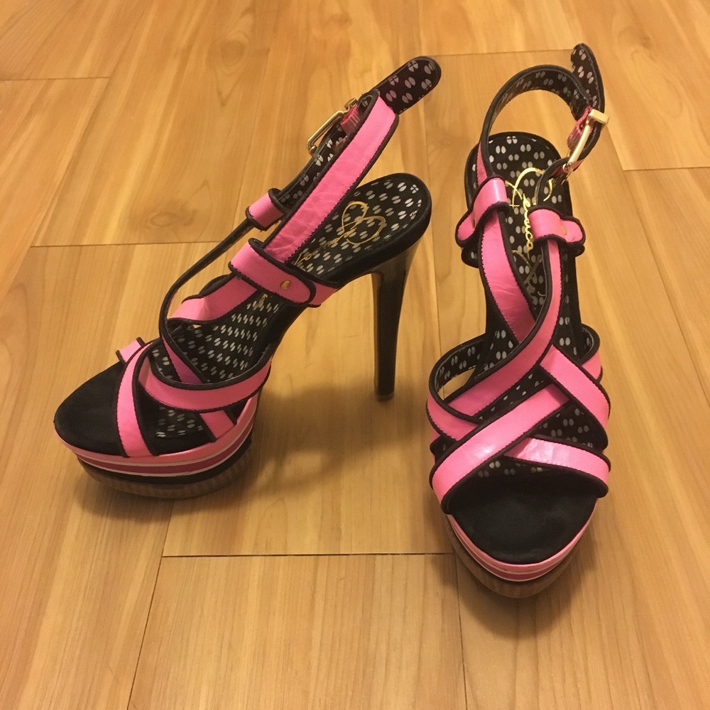 Jessica Simpson Pink & Black Heels